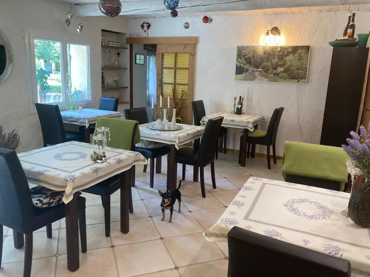 Bed and Breakfast Le Mas Aux Aromes Puget 0*,  Frankreich